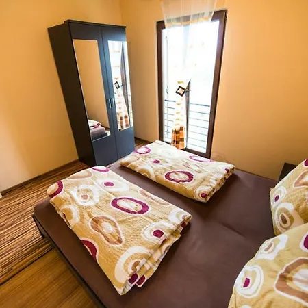 In With Balcony, Air Condition, Wifi, Washing Machine *