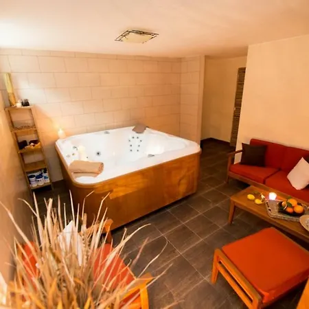 In With Balcony, Air Condition, Wifi, Washing Machine Διαμέρισμα *