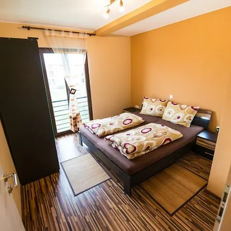 In With Balcony, Air Condition, Wifi, Washing Machine *