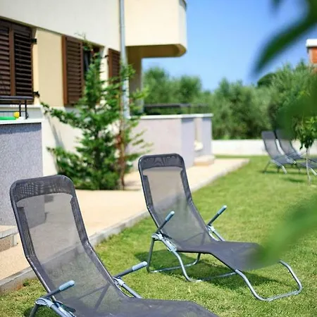 In With Balcony, Air Condition, Wifi, Washing Machine