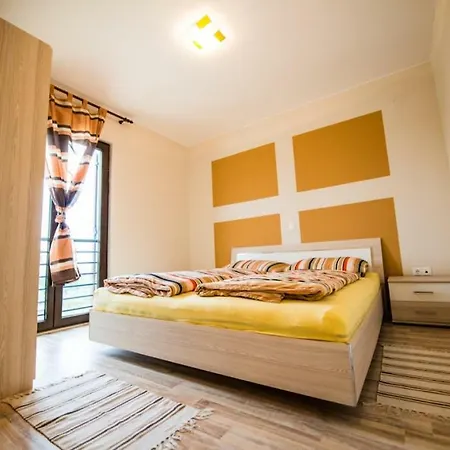 Διαμέρισμα In With Balcony, Air Condition, Wifi, Washing Machine Bibinje