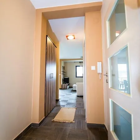 Διαμέρισμα In With Balcony, Air Condition, Wifi, Washing Machine